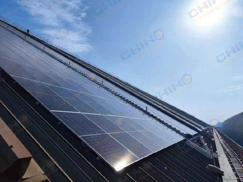 "CHIKO Solar: El papel clave de los soportes fotovoltaicos comerciales en tejados para ayudar a la transición a la energía limpia"