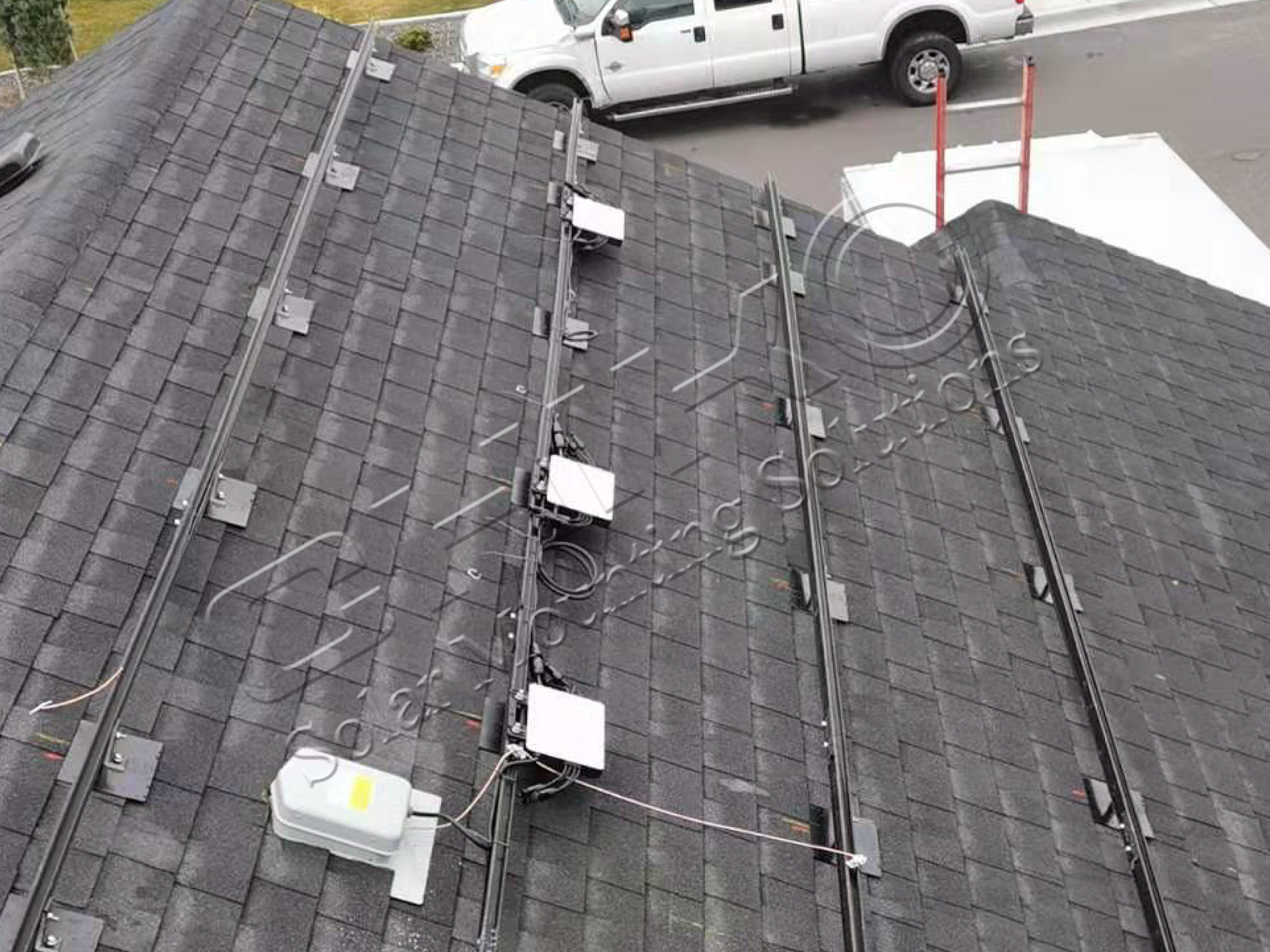 Soporte para Techos de Tejas: La Pareja Ideal para la Energía Solar Fotovoltaica en Techos de Tejas, una Opción Confiable para una Generación de Energía Constante